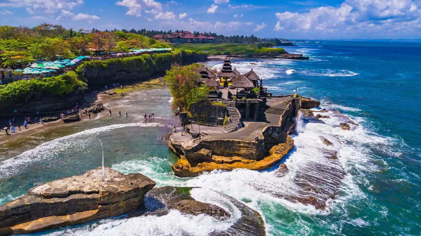 History of Tanah Lot Temple Bali: Origins & Spiritual Meaning