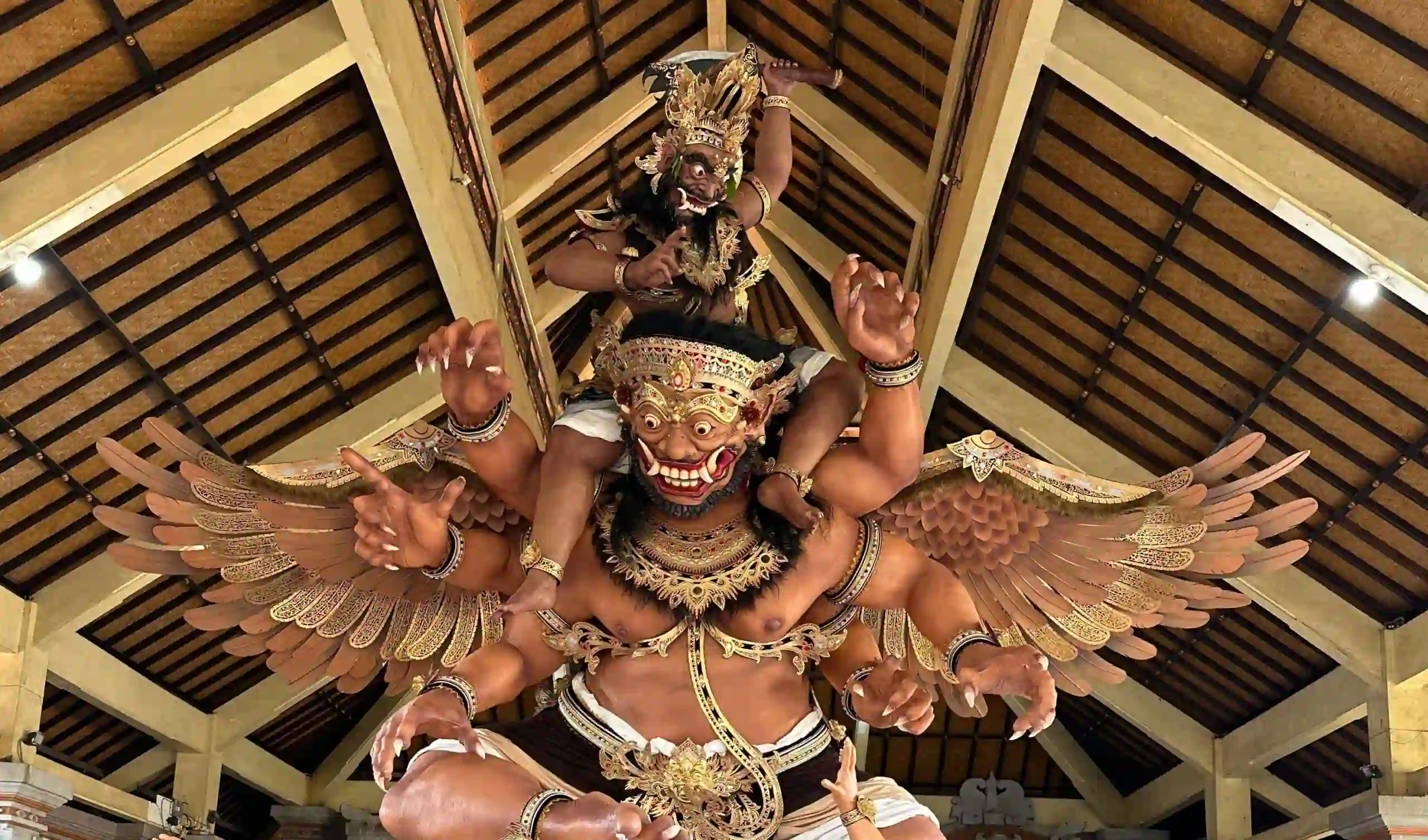 Sewa Mobil + Supir di Bali: Panduan Lengkap Libur Lebaran & Nyepi 2026